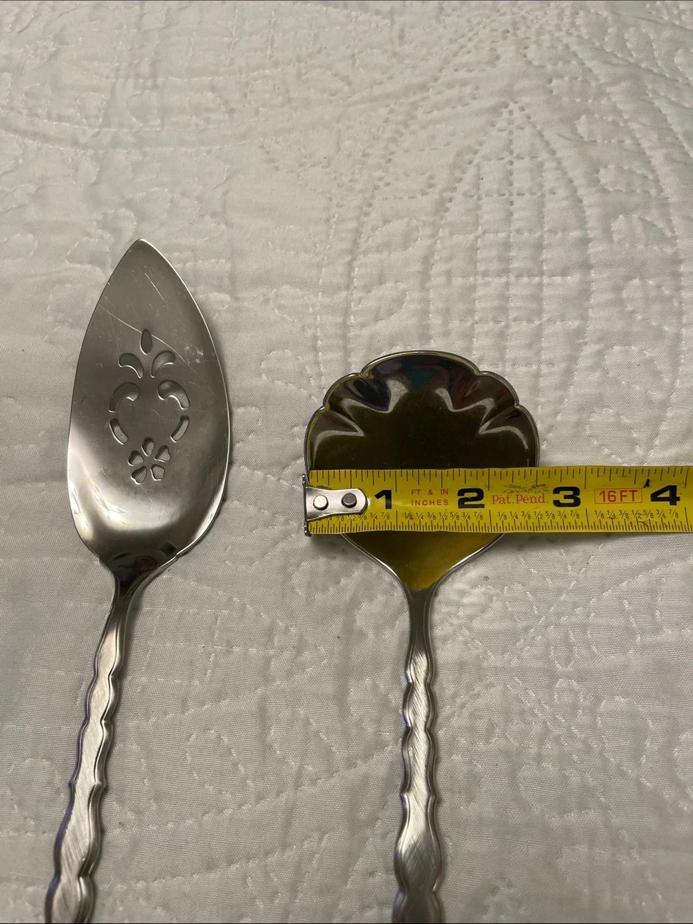 Set of 4 Flatware Serving Set CELLO BY Oneida Community Shell Shaped